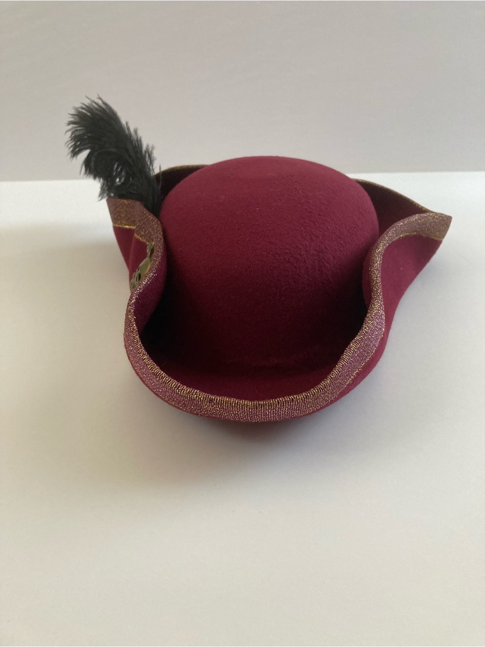 Disney Parks Pirates of the Caribbean Redd Feather Tricorn Hat - Picture 5 of 11